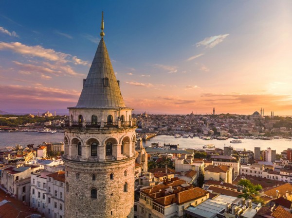 Yıllardır Süren Tartışma Bitti! Galata Kulesi Davasında Mahkemeden İBB'ye Ret Kararı